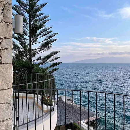 Villa El Dorado Sarandë