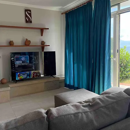 El Dorado Villa *